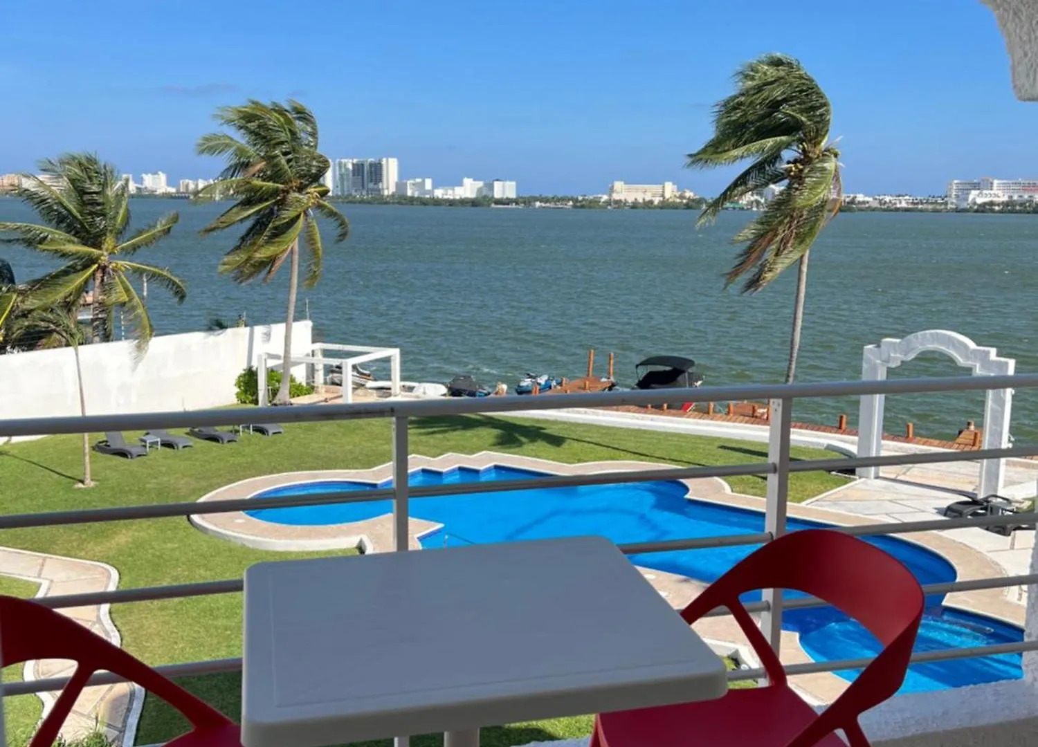 Penthouse Frente A La Laguna Cancun Apartment